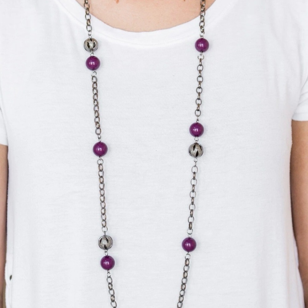 Fashion Fad Purple Necklace Paparazzi New